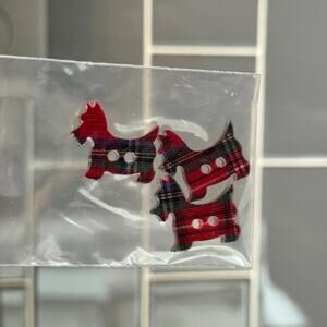 3 Vintage Scottish Terrier Dog Plaid Sewing Button Notion 2 Hole Plastic 3/4"